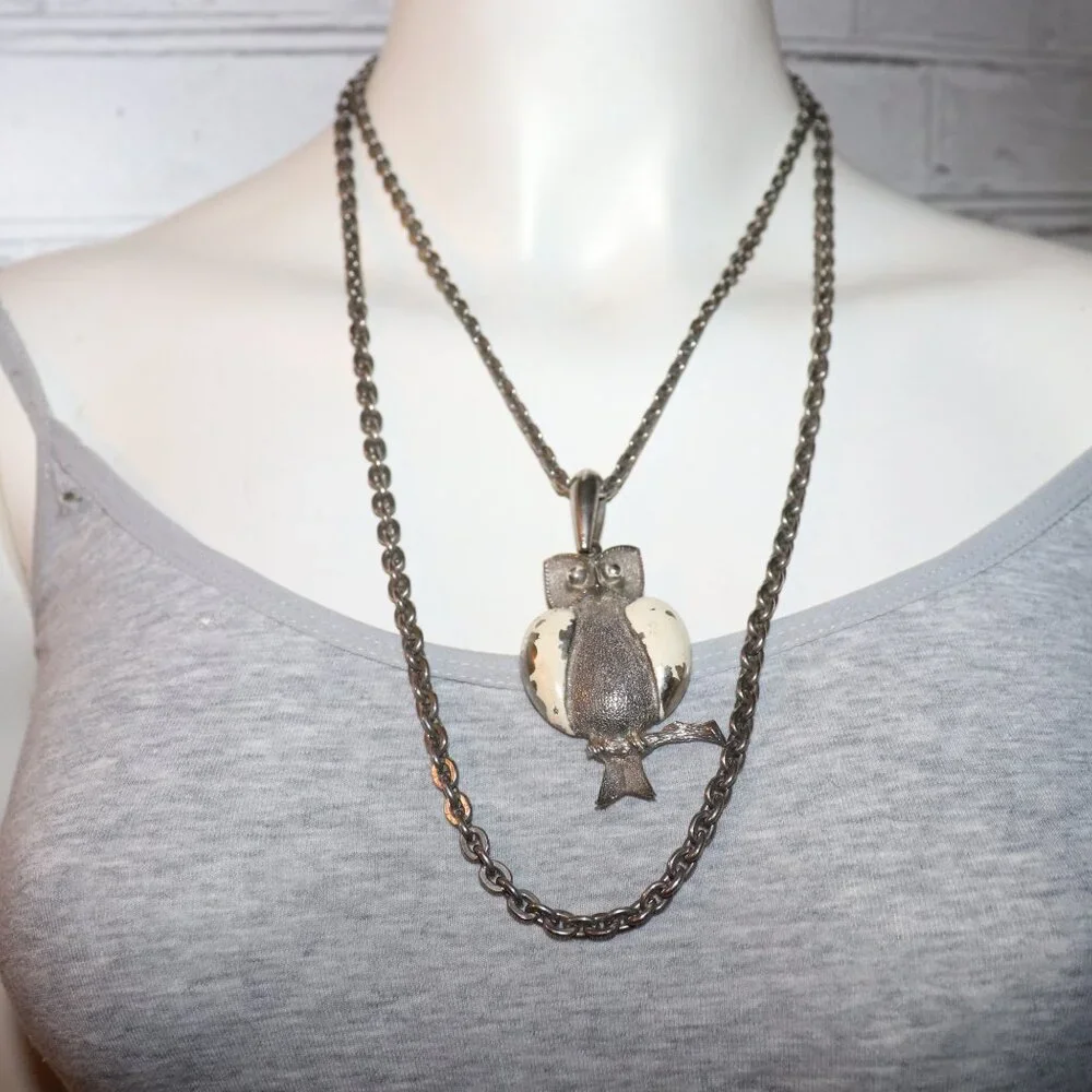 Vintage silver and cream double strand owl necklace 18